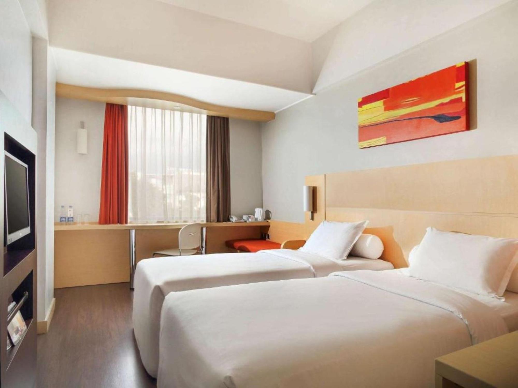 Horison Arcadia Wahid Hasyim Hotel Jakarta Buitenkant foto