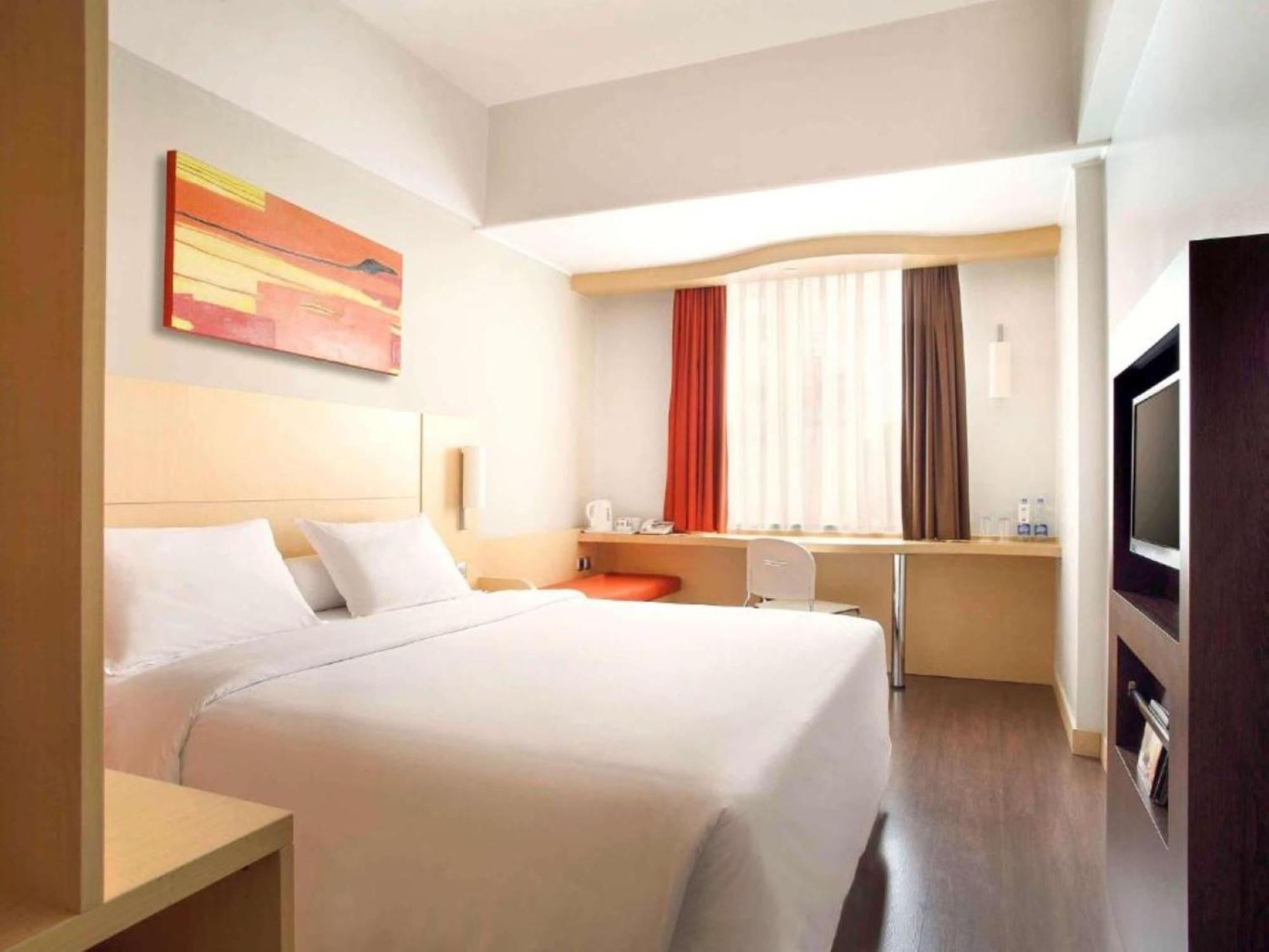 Horison Arcadia Wahid Hasyim Hotel Jakarta Buitenkant foto