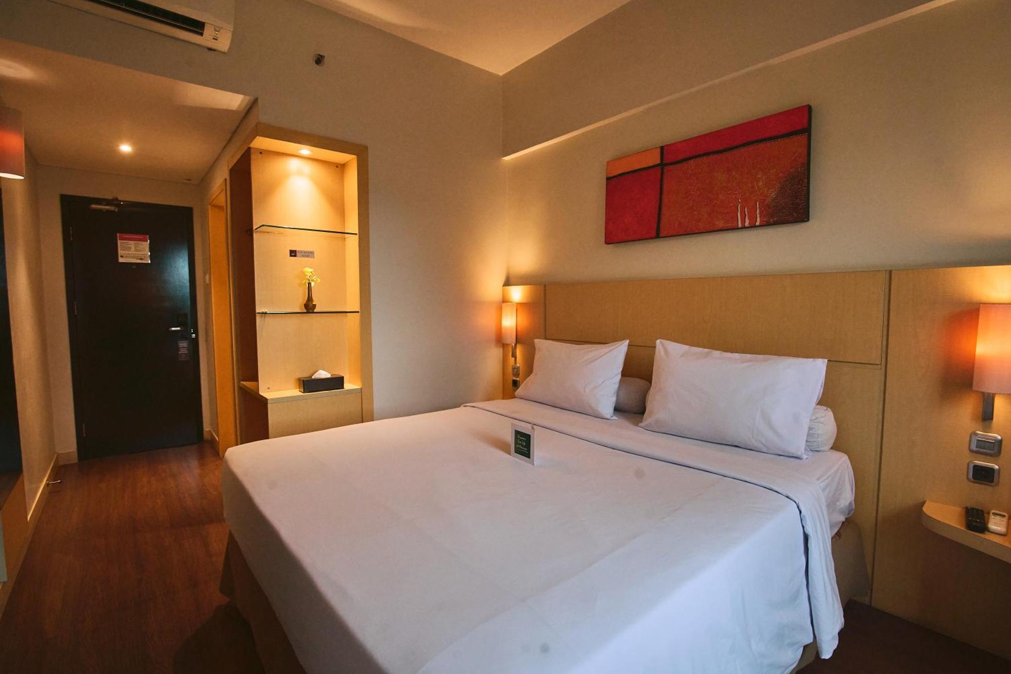 Horison Arcadia Wahid Hasyim Hotel Jakarta Buitenkant foto