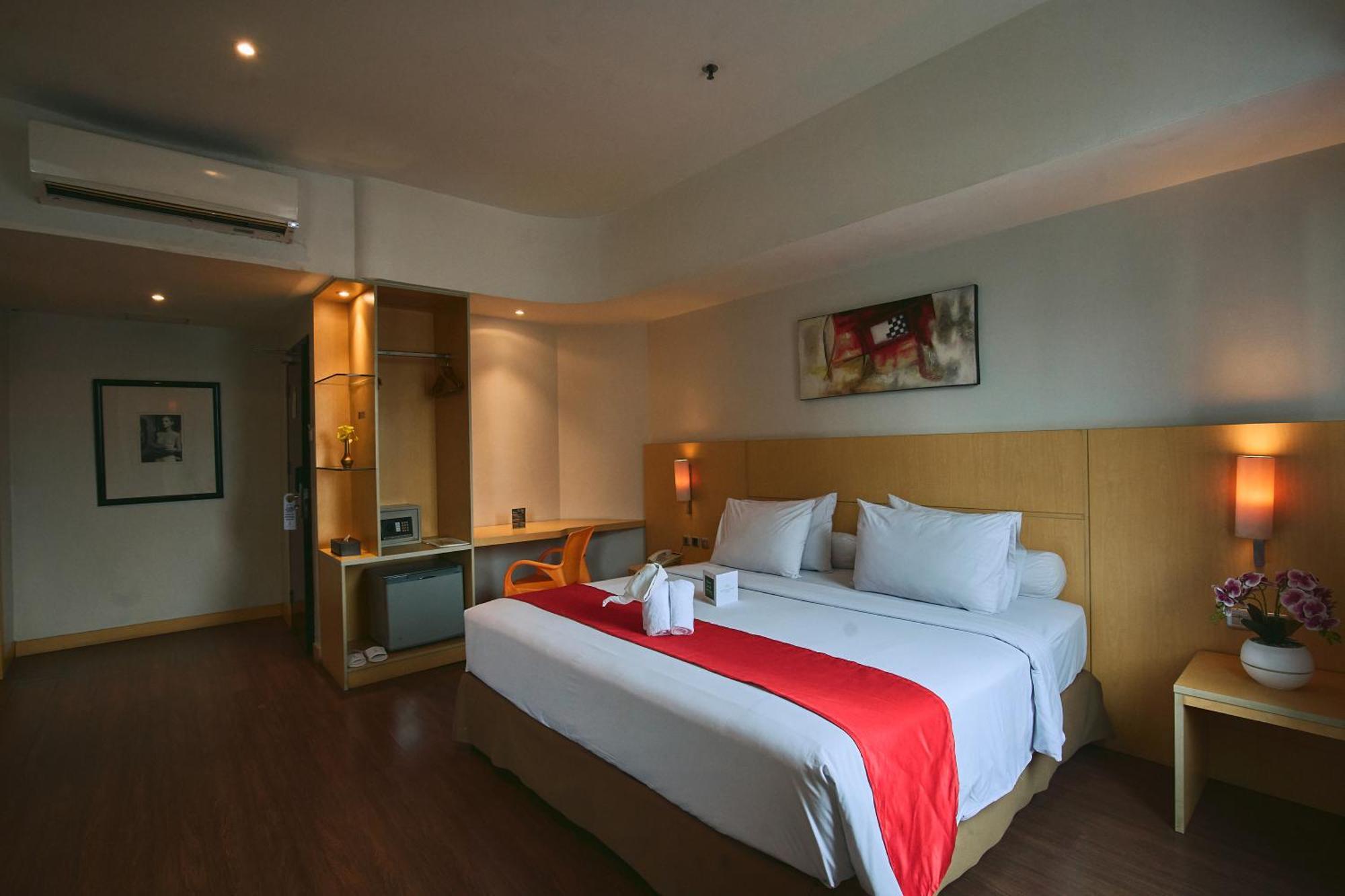 Horison Arcadia Wahid Hasyim Hotel Jakarta Buitenkant foto